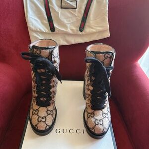 GUCCI TRIP GG MONOGRAM WOOL COMBAT BOOTS SIZE 38 1/2 EU-8US